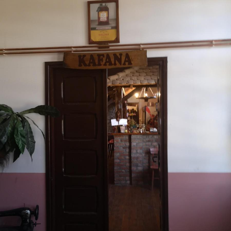 Etno Konak Angela Hotel Kalna Exterior photo